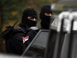“Policët serbë” në Makoc të Prishtinës – Policia sqaron situatën