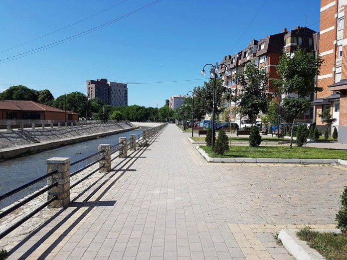 33941544_1828343650800024_7608729191307018240_n