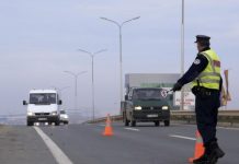 Rrahën polici i komunikacionit e shoferi, bëhen për spital