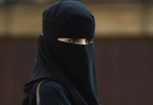 Danimarka ndalon veshjen e burkas dhe nikabit në publik