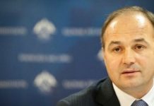 Hoxhaj uron Athinën dhe Shkupin për zgjidhjen e çështjes së emrit