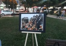 VV në Podujevë ekspozon fotografi që pasqyrojnë periudhën e viteve të 90-ta, do të ketë edhe dokumentar (Foto/Video)