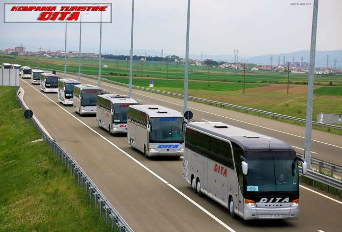 32908643_2057018234624437_2163941099389845504_n