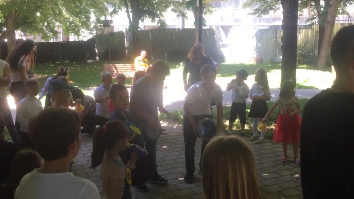 34054253_1712823325505654_7789658627136028672_n