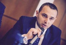 Ky është deputeti nga Podujeva, i vetmi nga LDK që agjëron muajin e Ramazanit