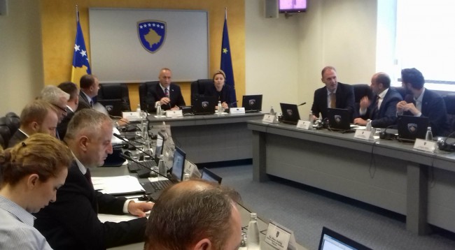 35239619_1974374479280457_4060383058535120896_n-650x358