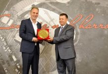 Limaj nderohet me mirënjohje nga ‘Shoqata Çamëria’ në Tiranë