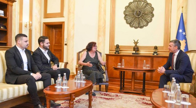 35850783_1002920666549806_6108029444415291392_n-1-650x358