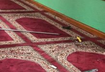 Thyhet dhe plaçkitet Xhamia në Prishtinë në ditën e Bajramit