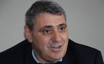 Dy vjet pa legjendën e futbollit Fadil Vokrri