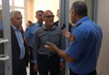 Dëshmitari X, ministri i Brendshëm i Kosovës: Ka kërkuar azil, po kryejmë procedurat