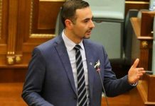 Ministri Lluka flet për gjendjen në Telekomin e Kosovës