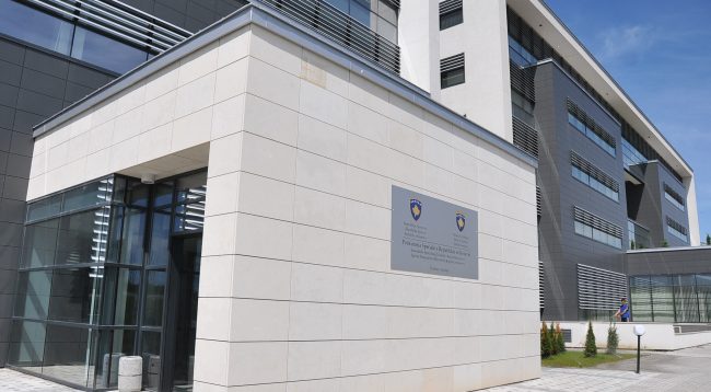 dsc-3238_4438-650x358