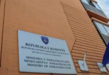 Ministria Infrastrukturës sqarohet për personin që paguhet pa shkuar kurrë në punë