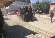Mbyllet për qarkullim rruga në qendër të Podujevës, fillon renovimi i asfaltit