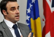 Britanikët kundër ideve të Thaçit e Vuçiqit: Thirrjet për ndryshim kufijsh janë destabilizuese