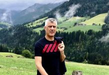 Thaçi gjen kohë për t’i shëtiur alpet austriake (Foto)