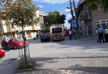Aksident trafiku në qendër të Podujevës (Foto)