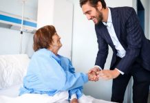 74 vjeçarja nga Podujeva bëhet pacienti i 1000-të që i vendosen stendat në QKUK