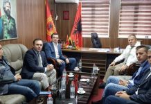 Pas takimit me Isa Mustafën, Albin Kurti zhvillon një takim me krerët e OVL-UÇK