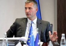 Çollaku, për mediat franceze: Korrigjimi i kufijve nuk do të krijojë precedent