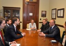 Haradinaj takon senatorin amerikan: Kosova është gati ta ketë ushtrinë