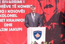Thaçit i ndërpritet fjalimi, e pyesin për eliminimin e Ahmet Krasniqit