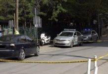Polici lëndon dorën gjatë përplasjes me një qytetar