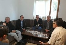 Haskuka viziton familjen e Çlirimit, tregon si e ka gjendjen