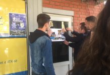 Rinia e PDK-së në Podujevë vendosë harta informuese në qytet (Foto)