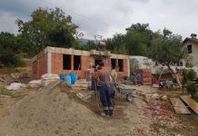 Tetë familje të pastrehë bëhen me shtëpi të reja në Istog