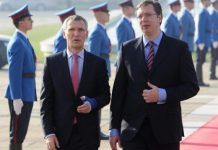 Vuçiq i ankohet sekretarit të përgjithshëm të NATO-s për vizitën e Thaçit në Ujman