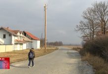 Banorët e disa fshatrave të Podujevës në hall me rrymën e dobët (Video)