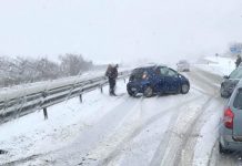 Bora sjell probleme në qarkullim në rrugën Prishtinë – Pejë