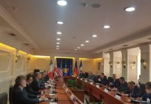 LDK-ja dhe VV-ja mungojnë në takimin me ambasadorët e Quintit