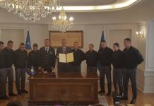 Presidenti nënshkruan ligjet për ushtrinë: Urime FSK-së dhe popullit të Kosovës