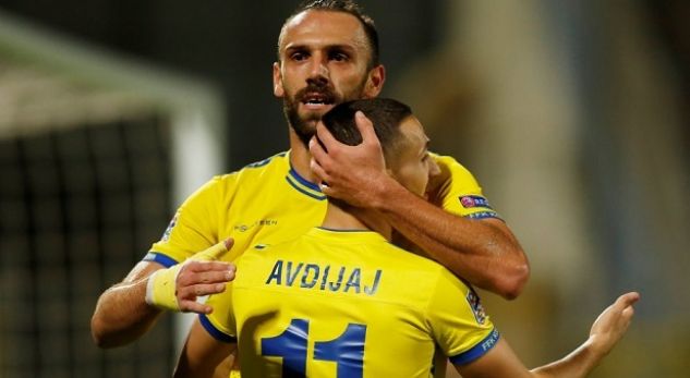 dtxc-d8xoaag-wn_1545660529-9540264