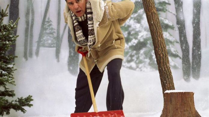 New-Study-Reveals-the-Dangers-of-Shoveling-Snow-780x439