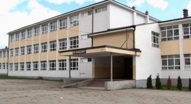 Shkolla