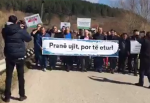 Banorët e Orllanit kërkojnë llogari nga Qeveria: Ku mbetën mjetet e projektit për furnizimin me ujë?
