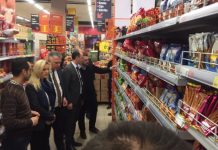 Inspektorati i MTI-së monitoron vendosjen e flamujve të origjinës nëpër markete