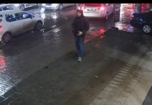 Policia kërkon ndihmën tuaj për gjetjen e grabitësit, nëse shihni këtë person lajmëroni
