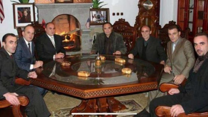 auto_25446239_1974916212761614_5817257214795301754_n1530821108-780x439