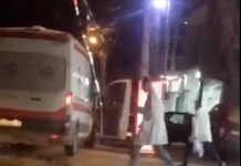 Stafi mjekësor i Emergjencës në Podujevë me ambulancë del nëpër markete