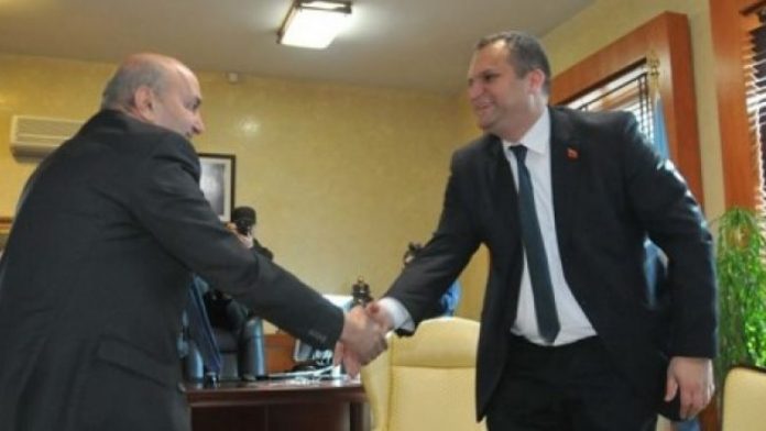 shpend-ahmeti-isa-mustafa_1507835617-3276905-780x439