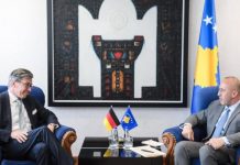 Haradinaj takon ambasadorin gjerman, flasin për takimin e Berlinit