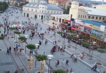 Kosovarët më qejflinjtë e rajonit: Si i shpenzojnë paratë?