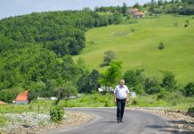 Asfaltohet rruga 3.5 km në fshatin Pakashticë