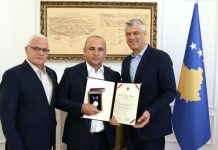 Thaçi e shpall hero të Kosovës vëllanë e Adem Grabovcit