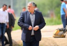 Komuna e Agim Veliut e dëmton buxhetin dhe shkel ligjin, lidh kontratë me kompanitë më të shtrenjta